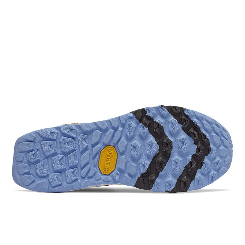 new balance trilha